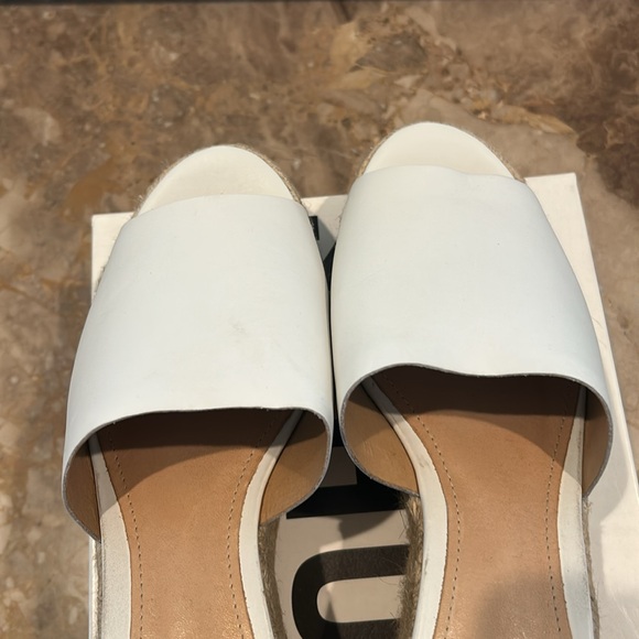 Women’s SCHUTZ Thalia White and Tan Espadrille Wedge Platform - Picture 11 of 16
